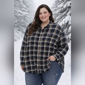 Old Navy "The Boyfriend Shirt" Navy Plaid Button Down Cotton Flannel Shirt